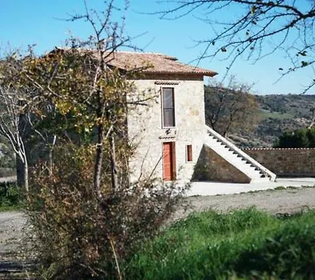 Agriturismo Masseria Farina *